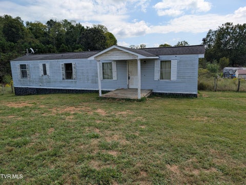 Homes For Sale - 105 Oak Hill Road<br/> Jonesborough, TN 37659
