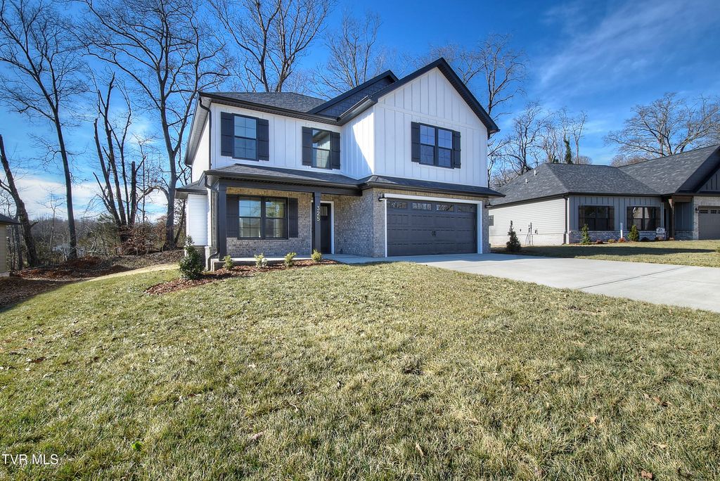Photo of 325 Ty'S Place, Kingsport, TN 37663 (MLS # 9989505)
