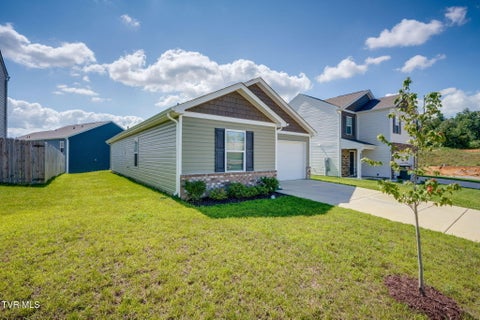 Photo of 1261 Cherry Grove, Greeneville, TN 37745 (MLS # 9998955)