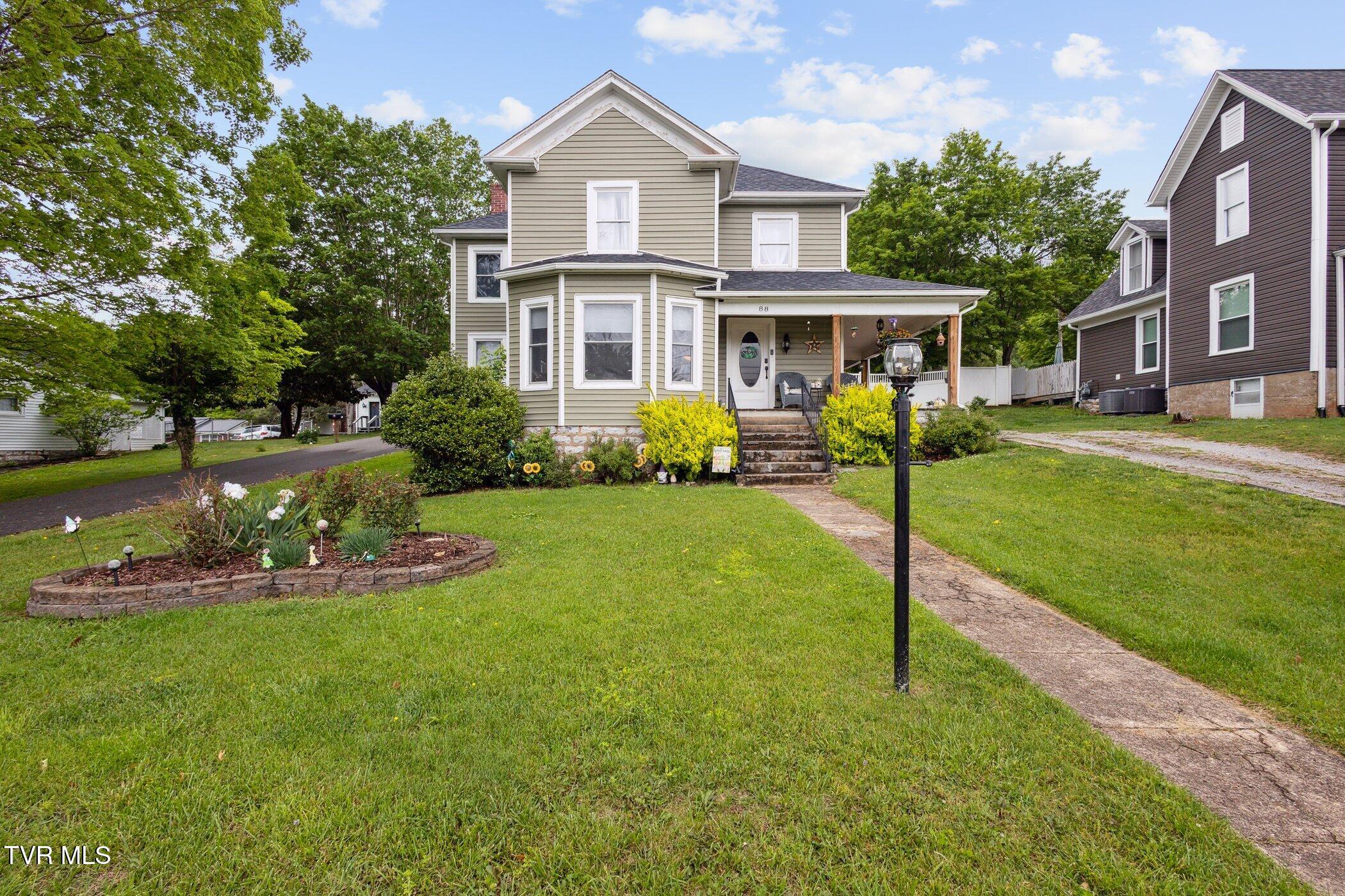 88 Banner Street, Lebanon, Virginia image 1