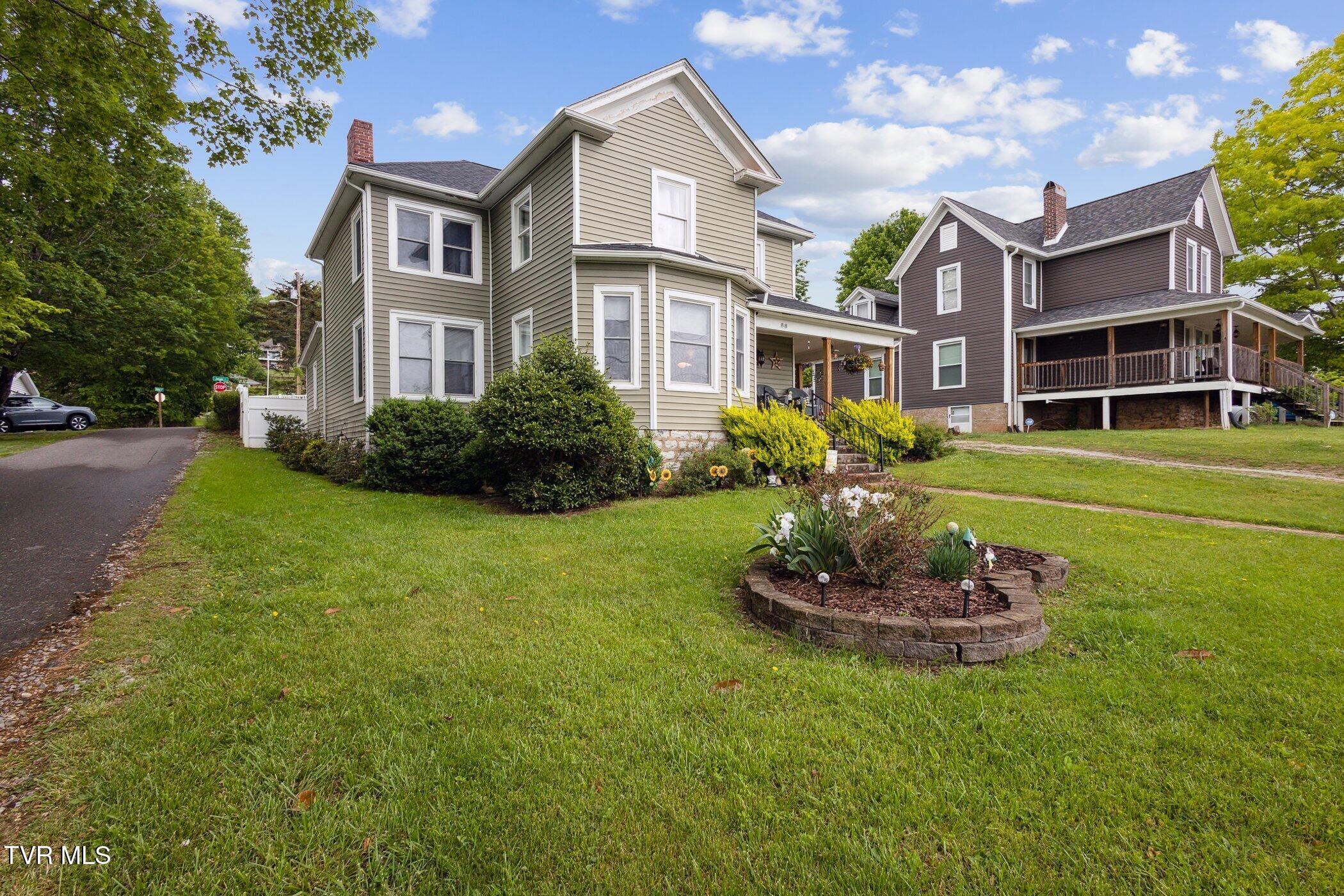 88 Banner Street, Lebanon, Virginia image 3
