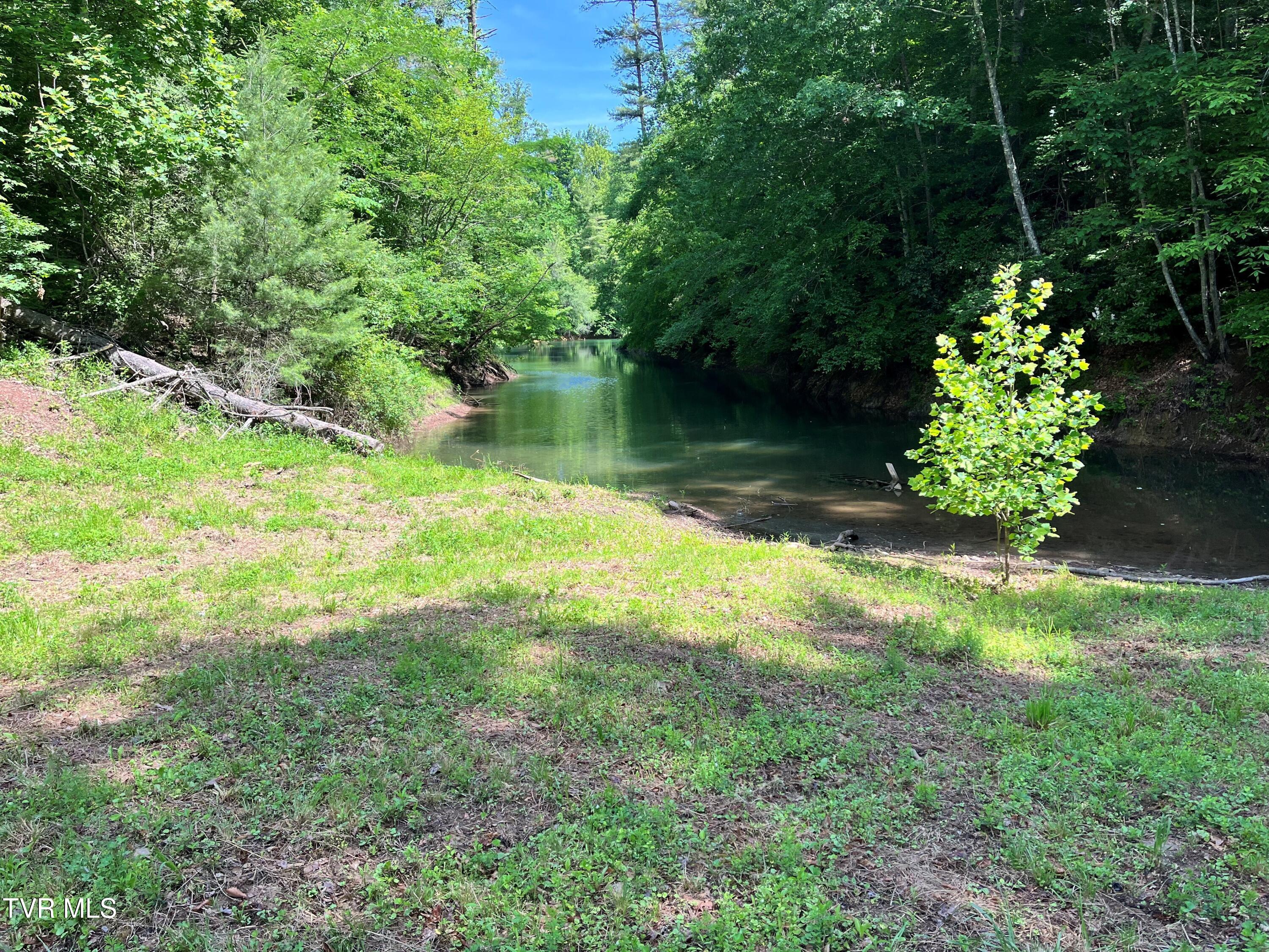 Tr1 Smith Hollow