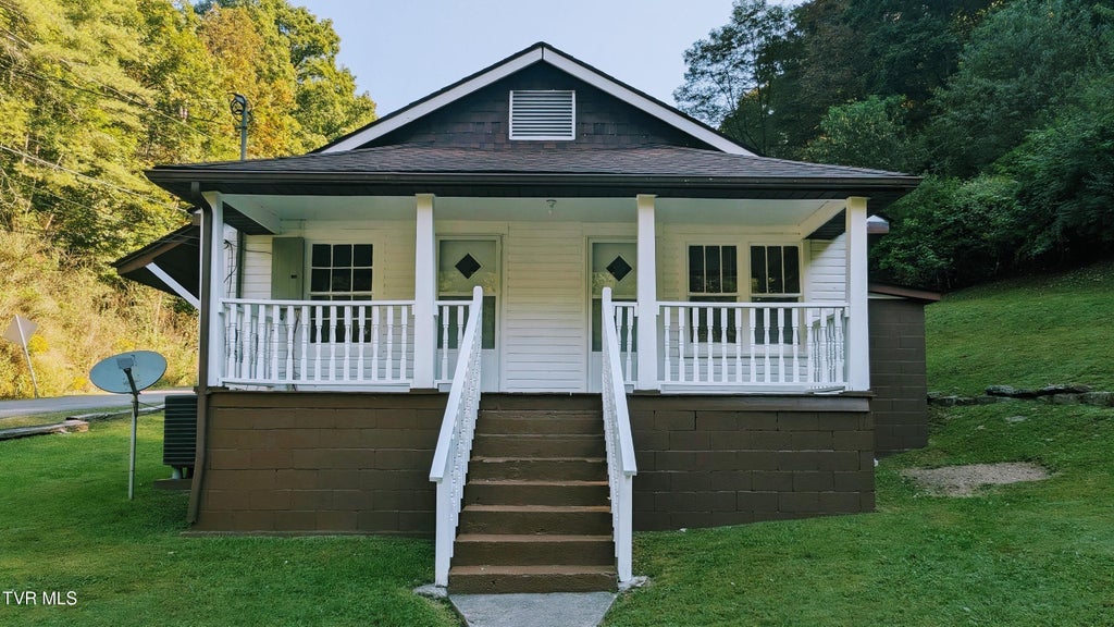 Photo of 140 Turner Road, Clinchco, VA 24226 (MLS # 10002026)