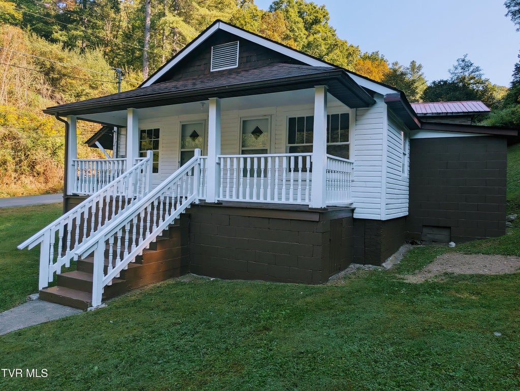 Photo of 140 Turner Road, Clinchco, VA 24226 (MLS # 10002026)