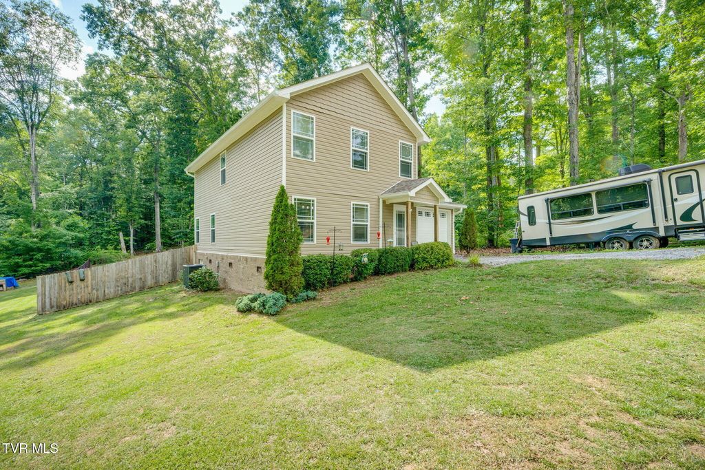 Photo of 236 Allenwood Drive, Surgoinsville, TN 37873 (MLS # 9996386)