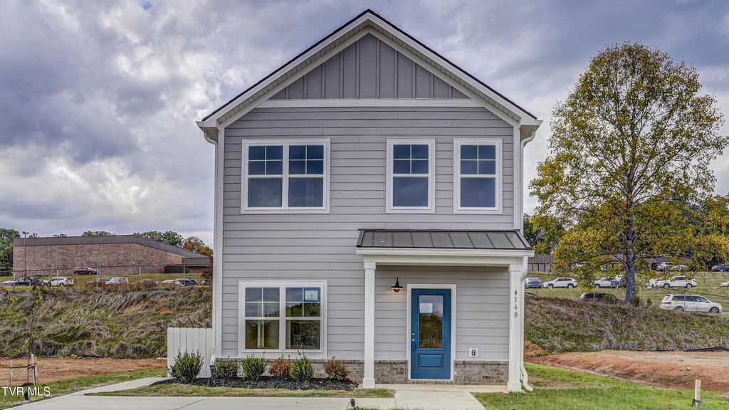 Photo of 4160 Gambrel Oaks Street, Blountville, TN 37617 (MLS # 9985646)