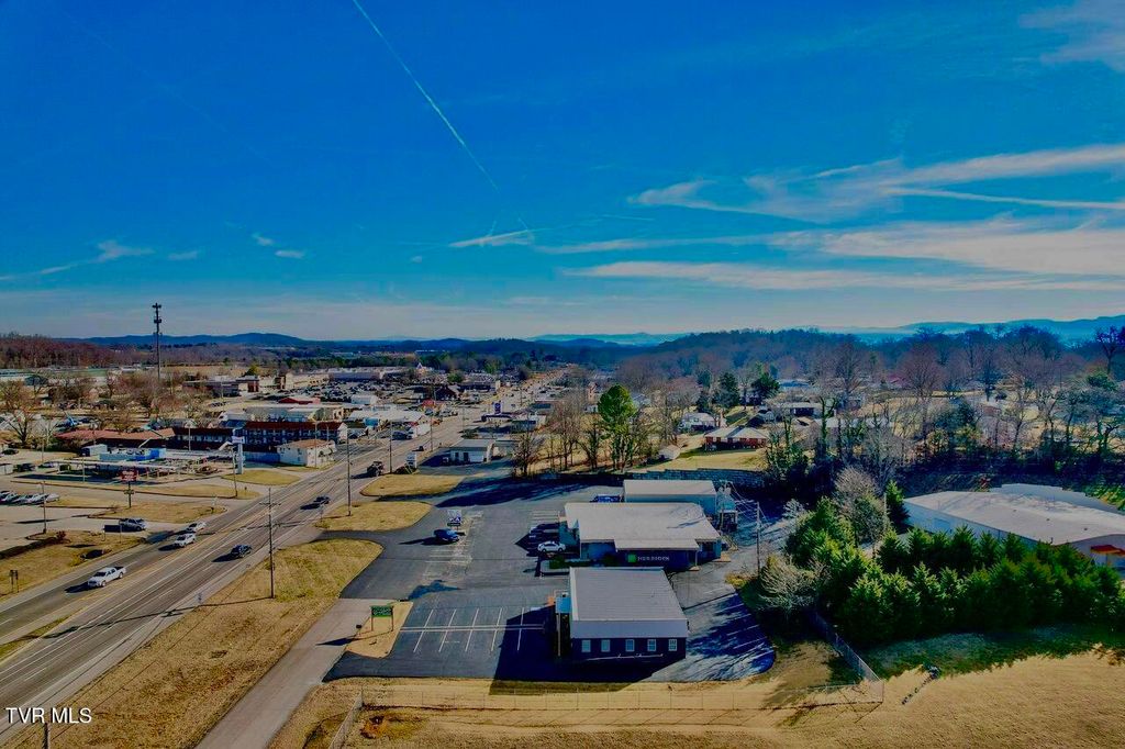 Photo of 2040 Andrew Johnson Highway, Greeneville, TN 37745 (MLS # 9992204)