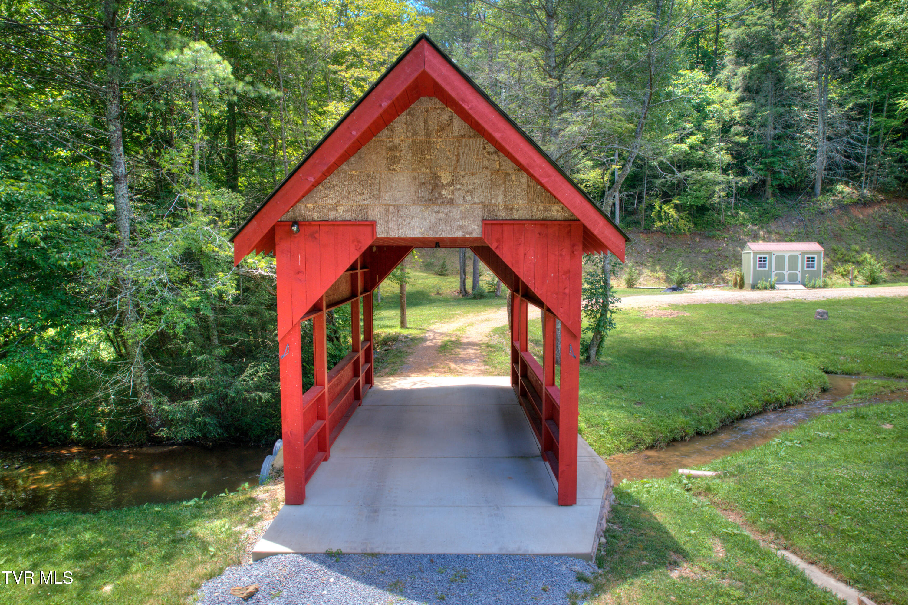 565 Piney Grove Road, Hampton, Tennessee image 35