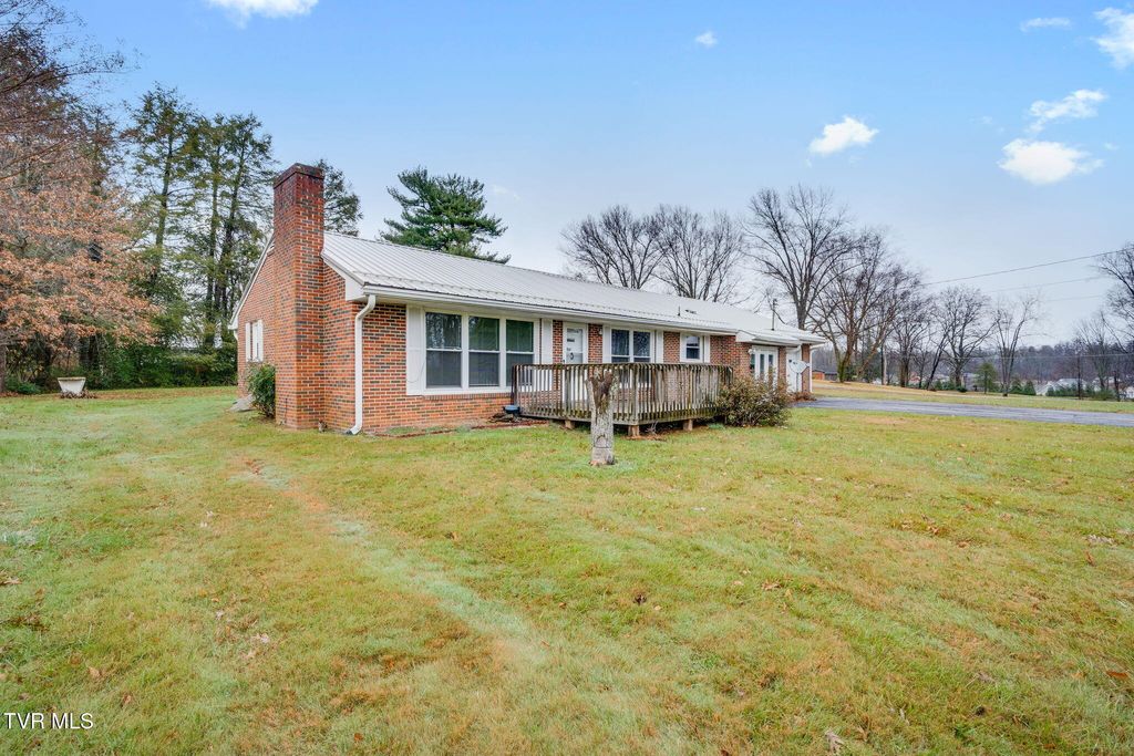 Photo of 121 Vines Drive, Jonesborough, TN 37659 (MLS # 9989074)