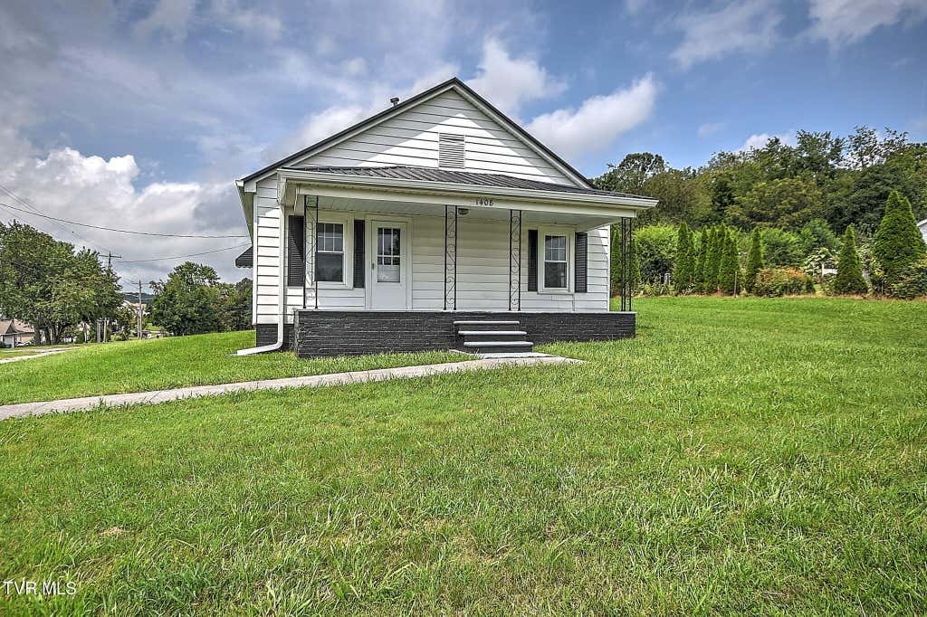 Photo of 1408 College Street, Jonesborough, TN 37659 (MLS # 9999481)