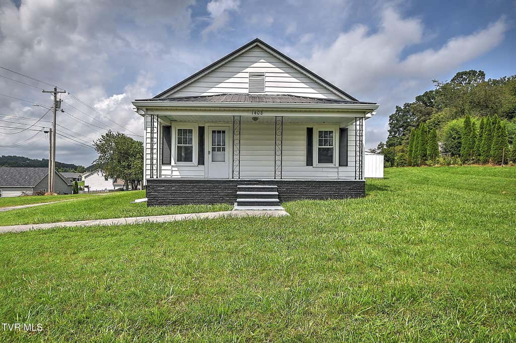 Photo of 1408 College Street, Jonesborough, TN 37659 (MLS # 9999481)
