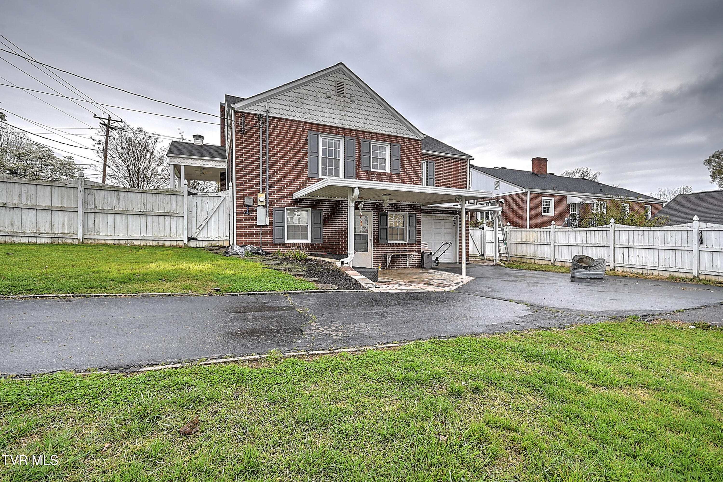 101 F Street, Elizabethton, Tennessee image 45