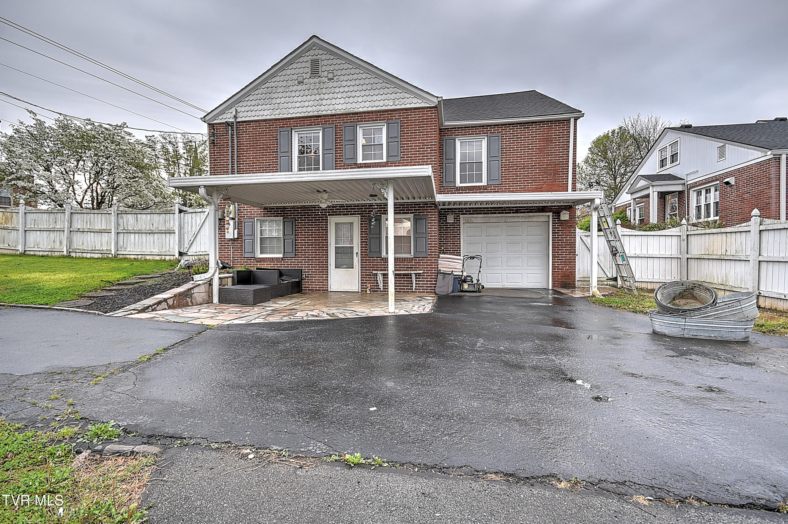101 F Street, Elizabethton, Tennessee image 44