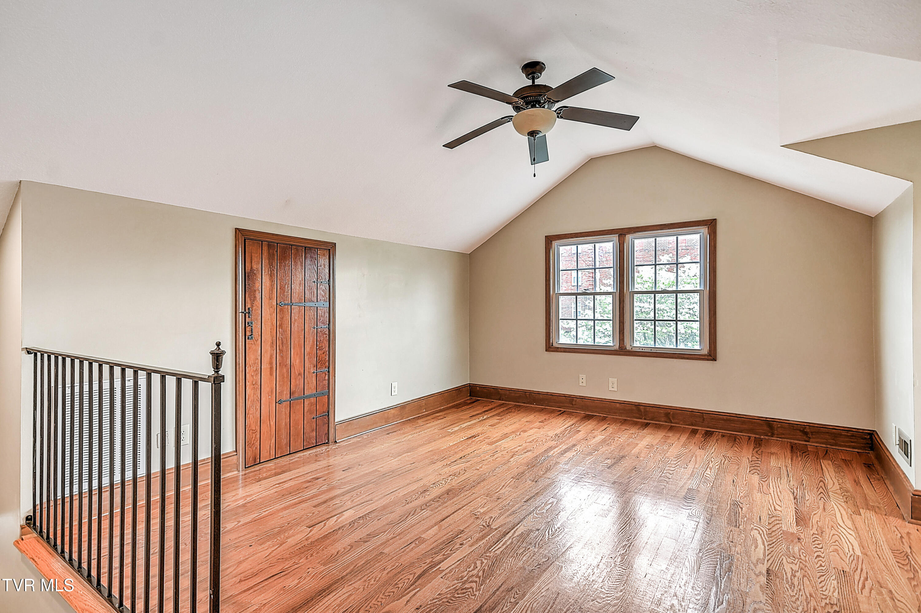 101 F Street, Elizabethton, Tennessee image 32