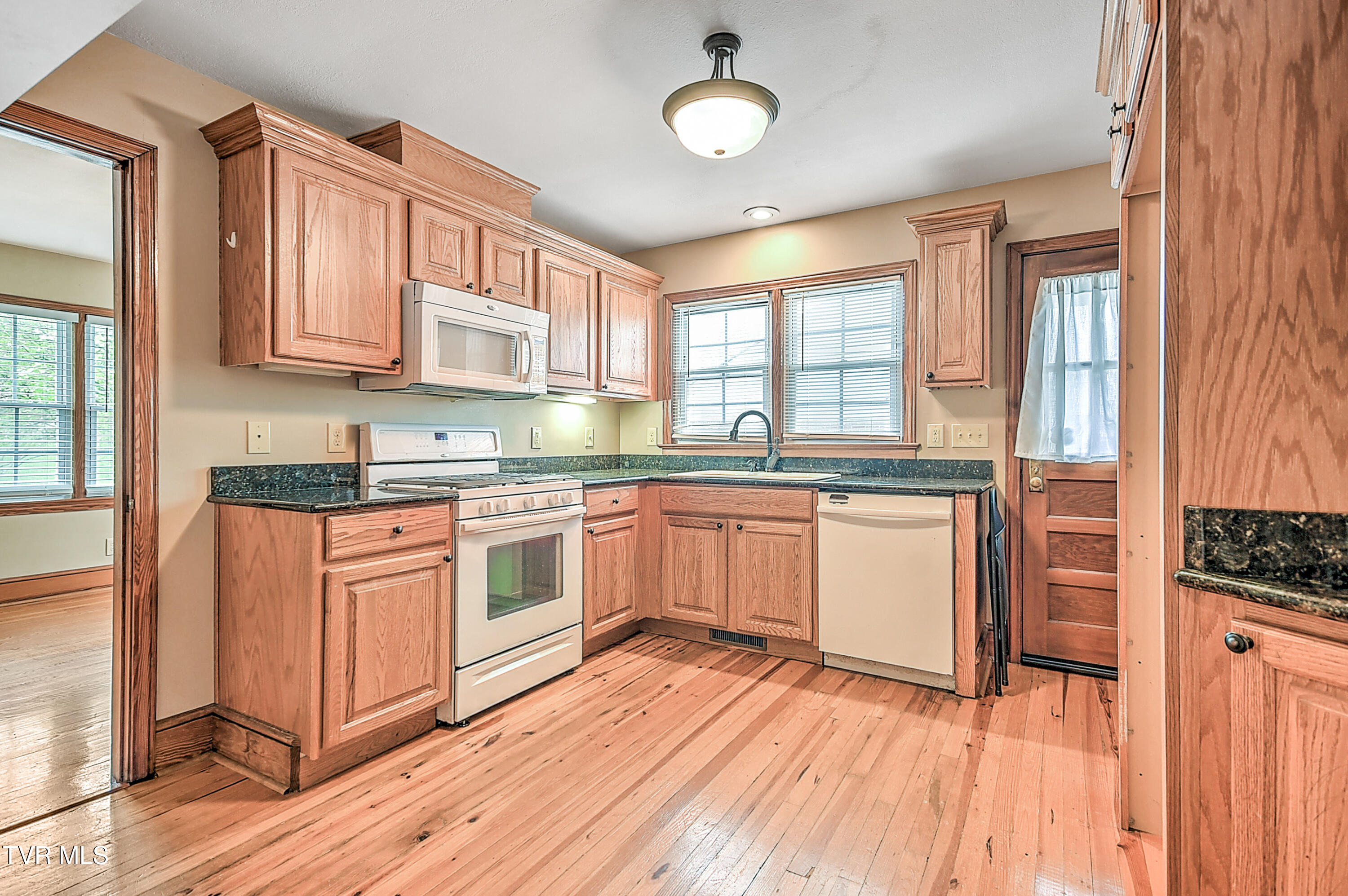 101 F Street, Elizabethton, Tennessee image 18