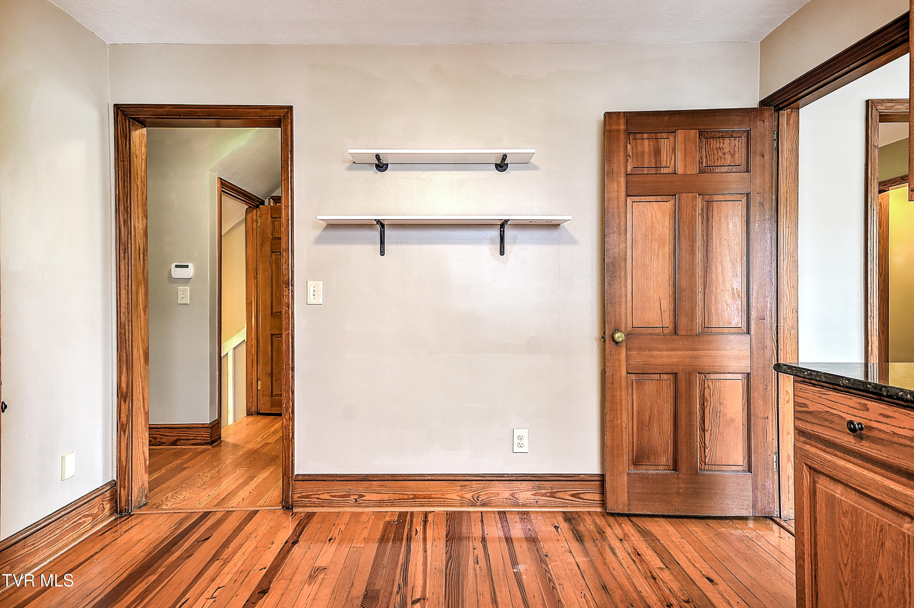 101 F Street, Elizabethton, Tennessee image 20