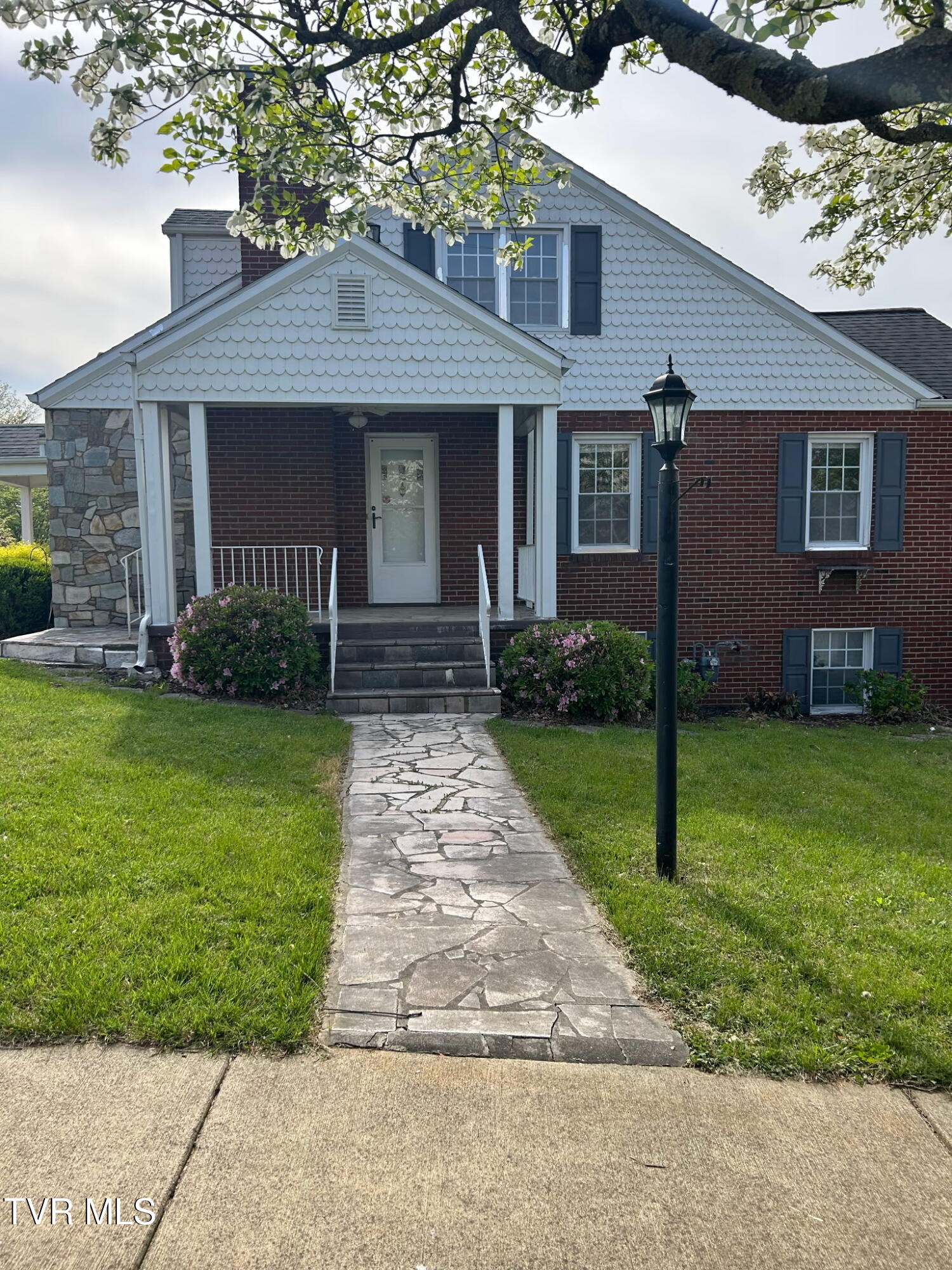 101 F Street, Elizabethton, Tennessee image 7