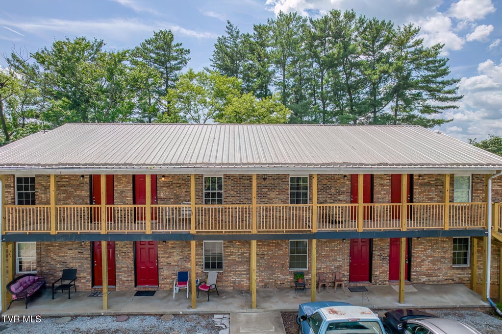 Photo of 116 Highland Avenue, Church Hill, TN 37642 (MLS # 10002433)