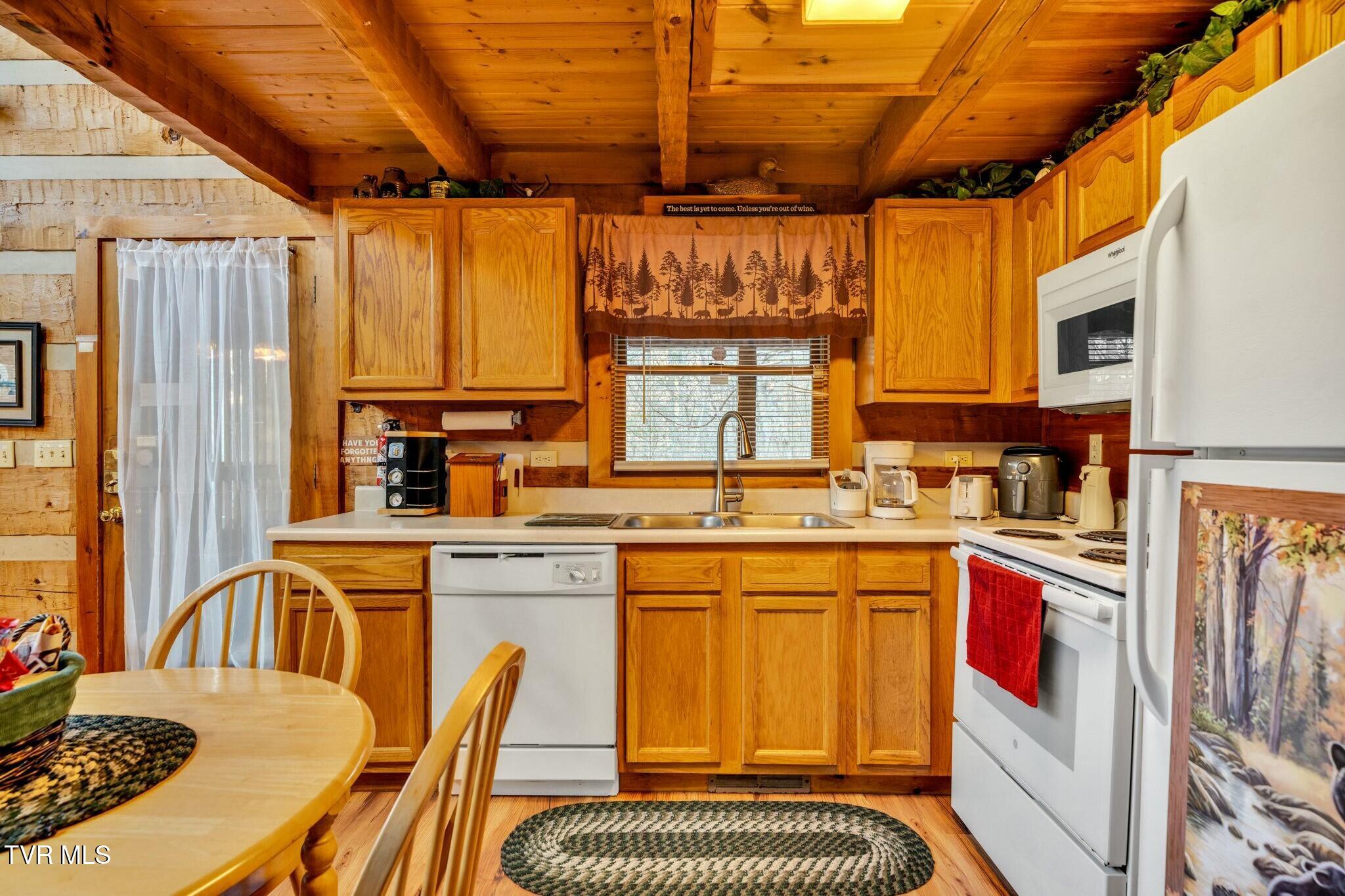 2784 Mountain View Circle, Sevierville, Tennessee image 14