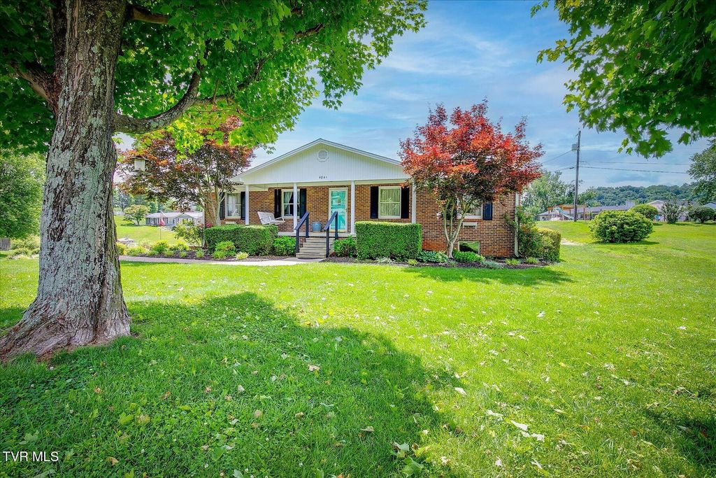Photo of 4841 Peers Street, Kingsport, TN 37664 (MLS # 9996102)