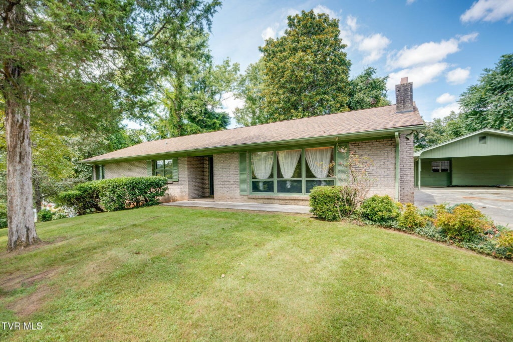 Photo of 730 Outer Drive, Rogersville, TN 37857 (MLS # 9999978)