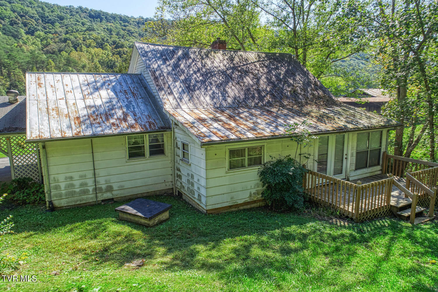 3850 Goshen Valley Road, Rogersville, Tennessee image 9