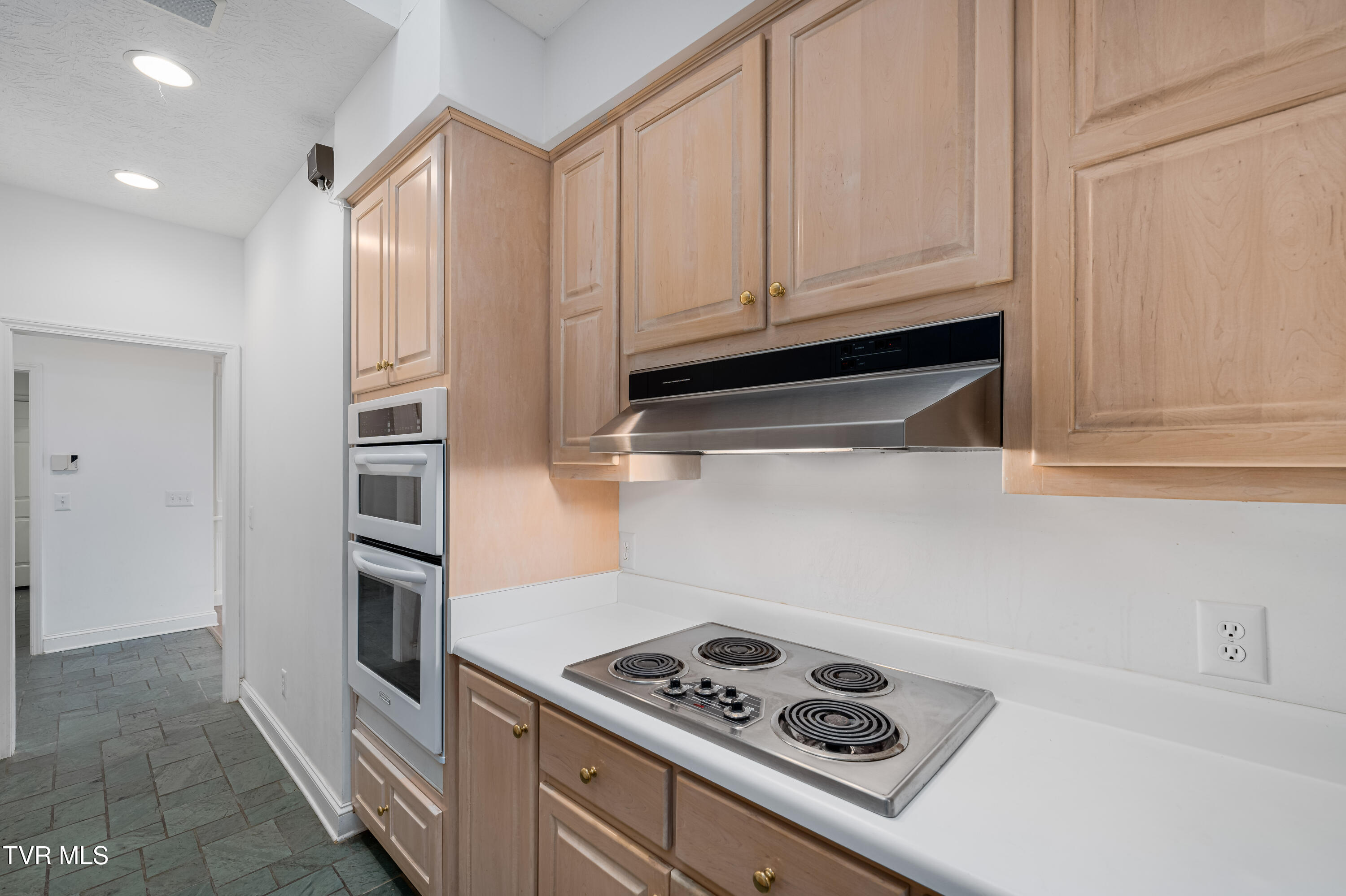 1945 Sage Valley Circle, Mountain City, Tennessee image 38
