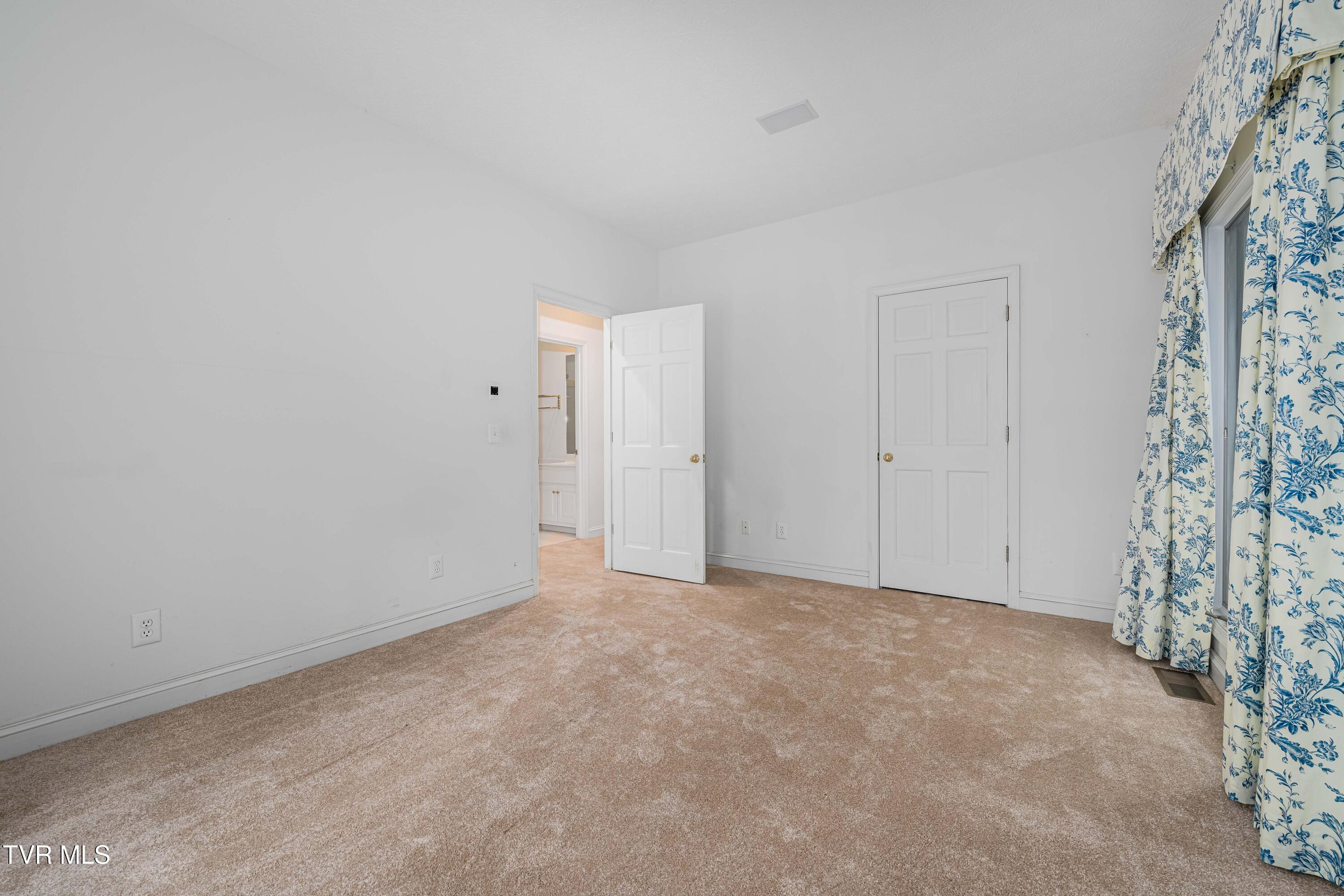 1945 Sage Valley Circle, Mountain City, Tennessee image 46