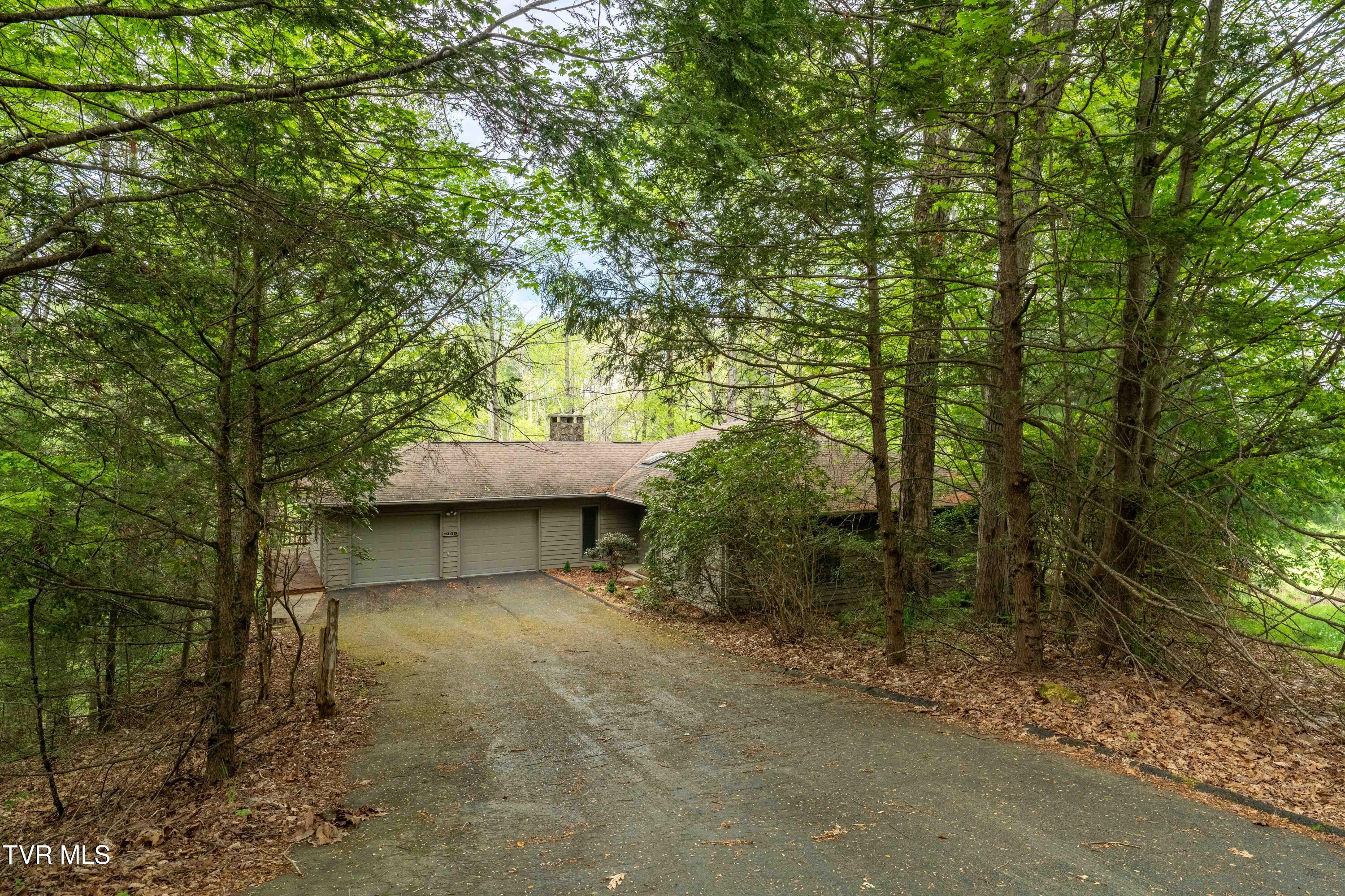 1945 Sage Valley Circle, Mountain City, Tennessee image 21
