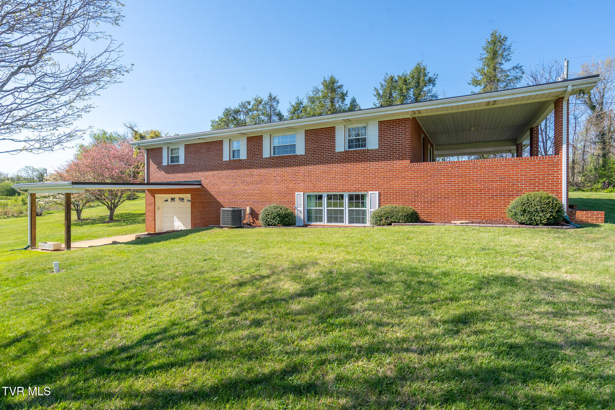 55 Central Street, Greeneville, Tennessee image 3