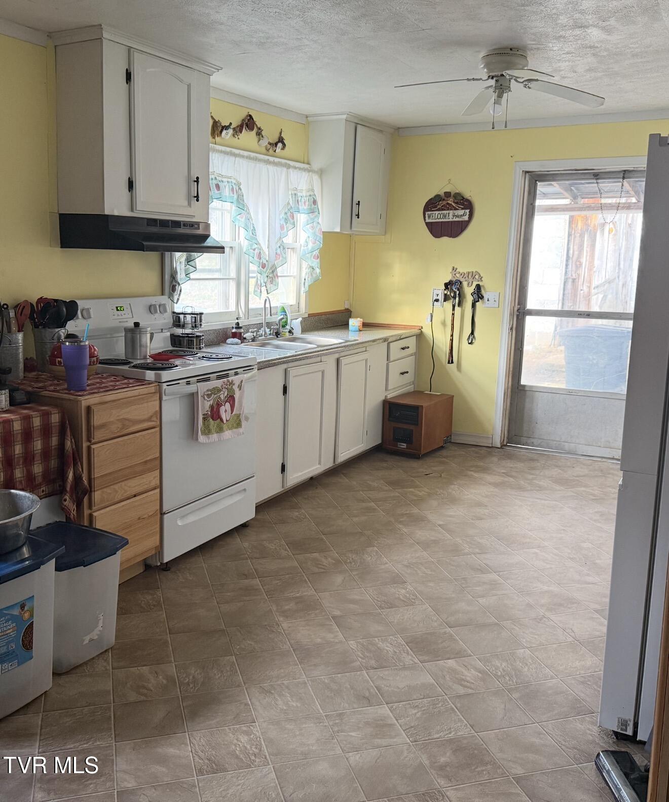 3005 Long Hollow Road