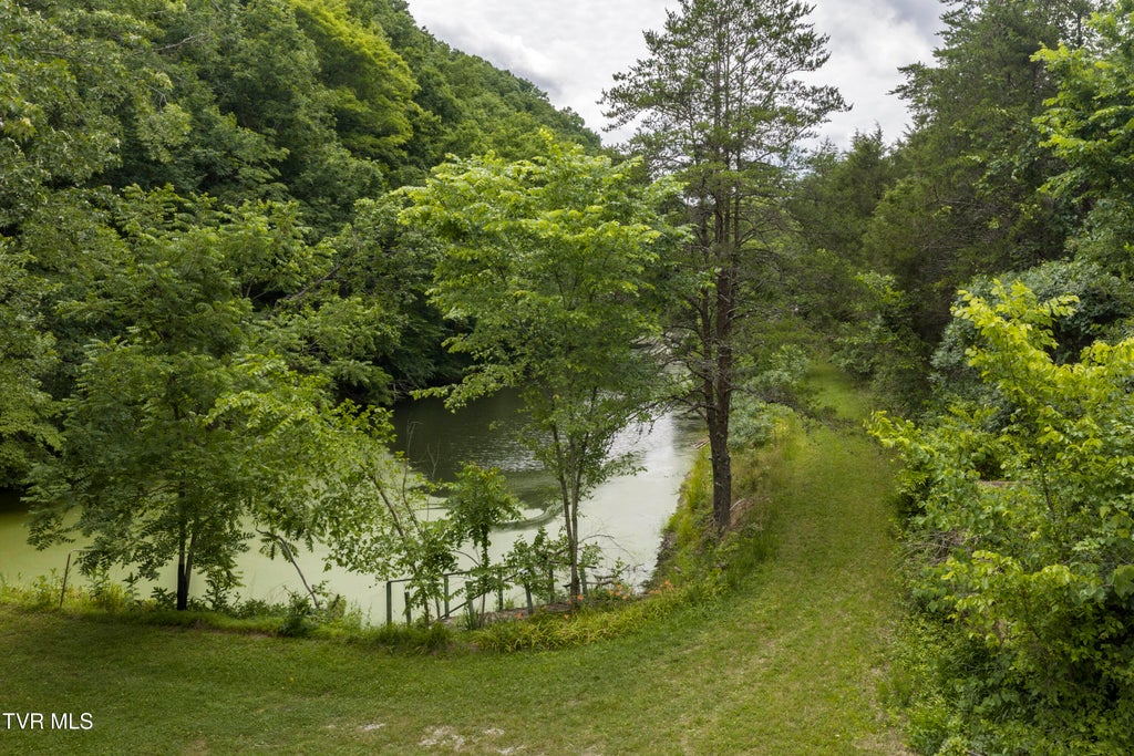 Photo of 700 Piney Flats Road, Piney Flats, TN 37686 (MLS # 9996959)