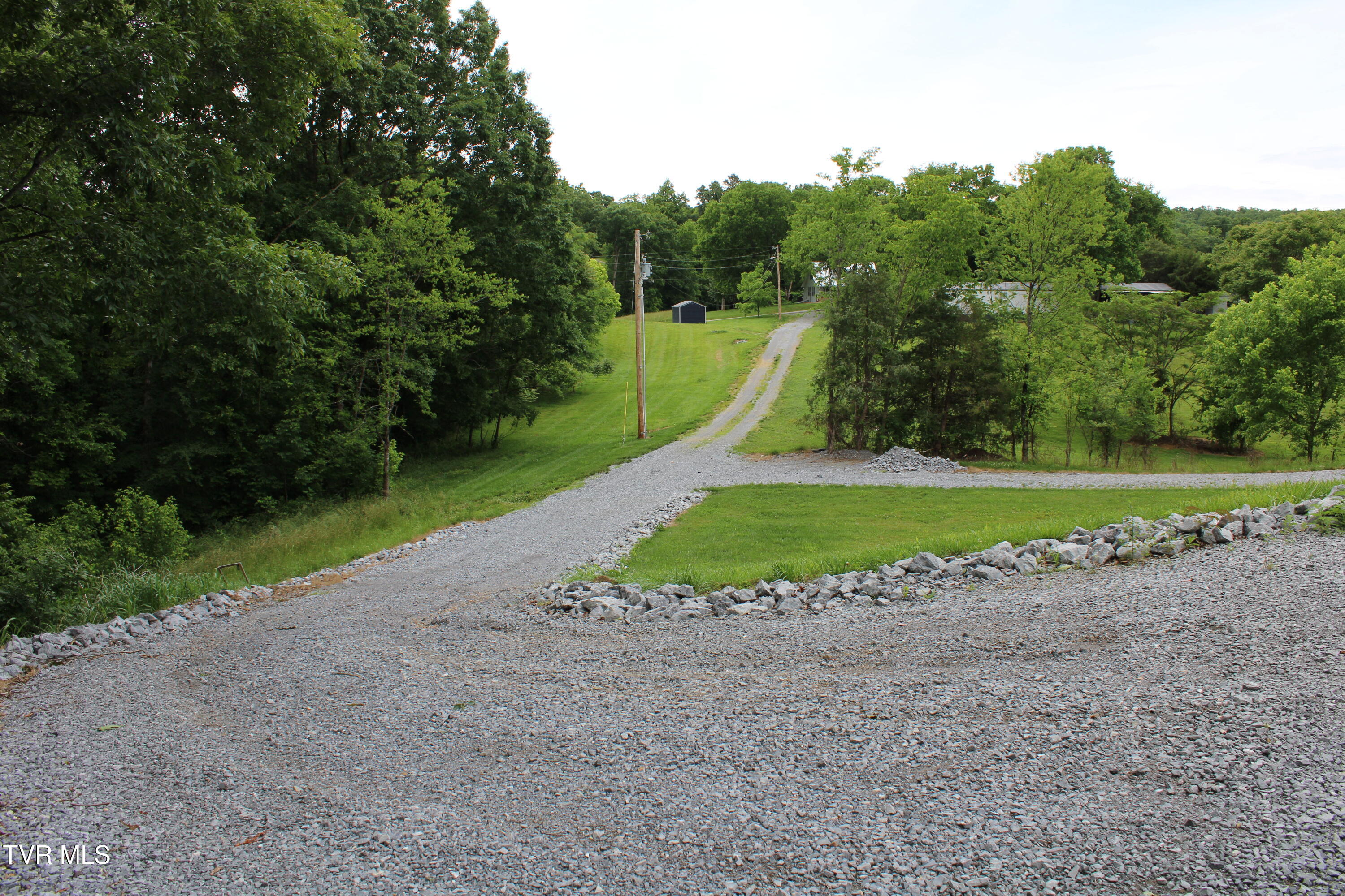 3030 Poplar Springs Rd, Greeneville, Tennessee image 8