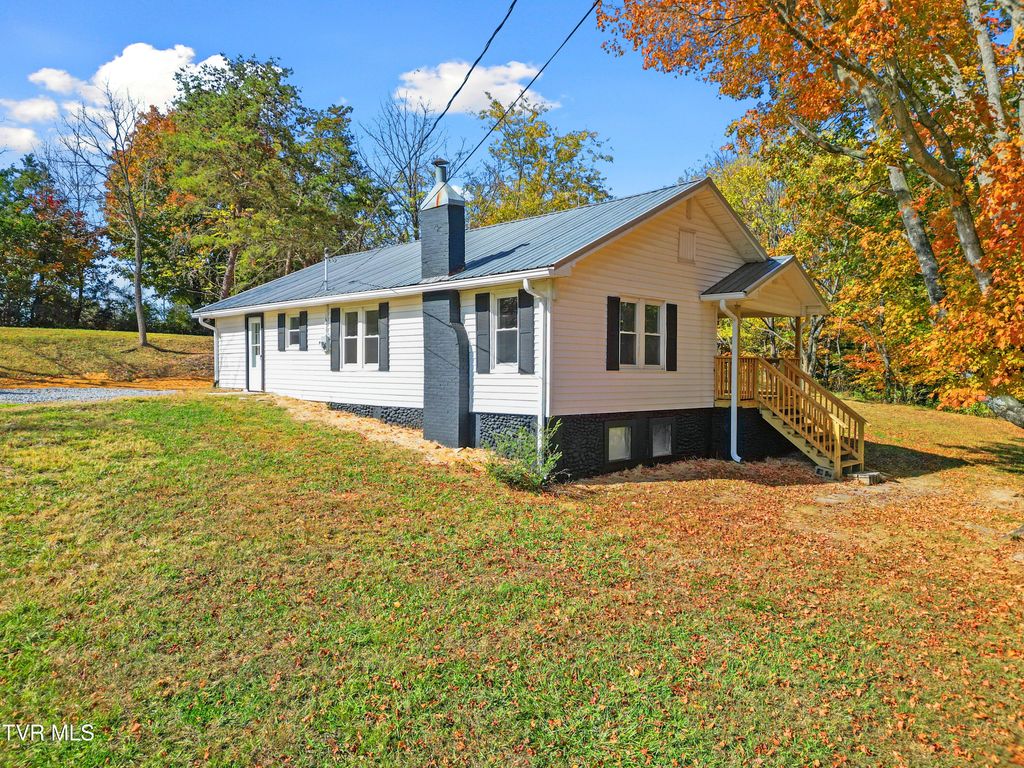 Photo of 10630 107 Cutoff, Greeneville, TN 37743 (MLS # 9988143)