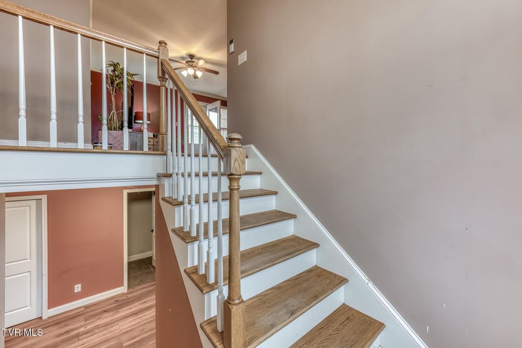 Photo of 87 Lorena Lane, Jonesborough, TN 37659 (MLS # 9991460)