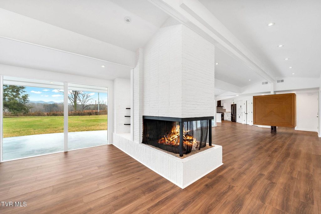 Photo of 2911 Walnut Street, Johnson City, TN 37604 (MLS # 9988945)