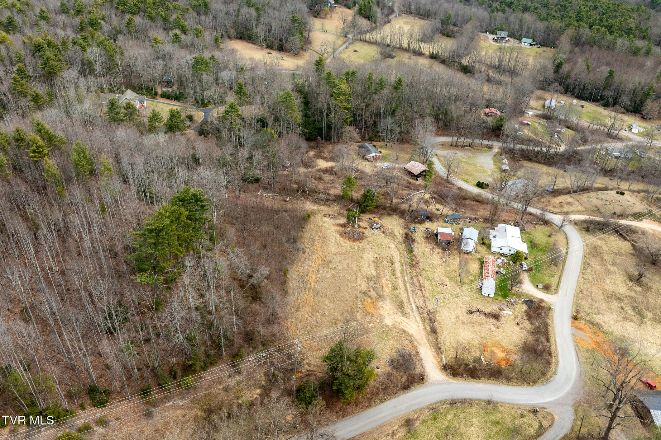 444 Cross Mountain Road, Mountain City, Tennessee image 32
