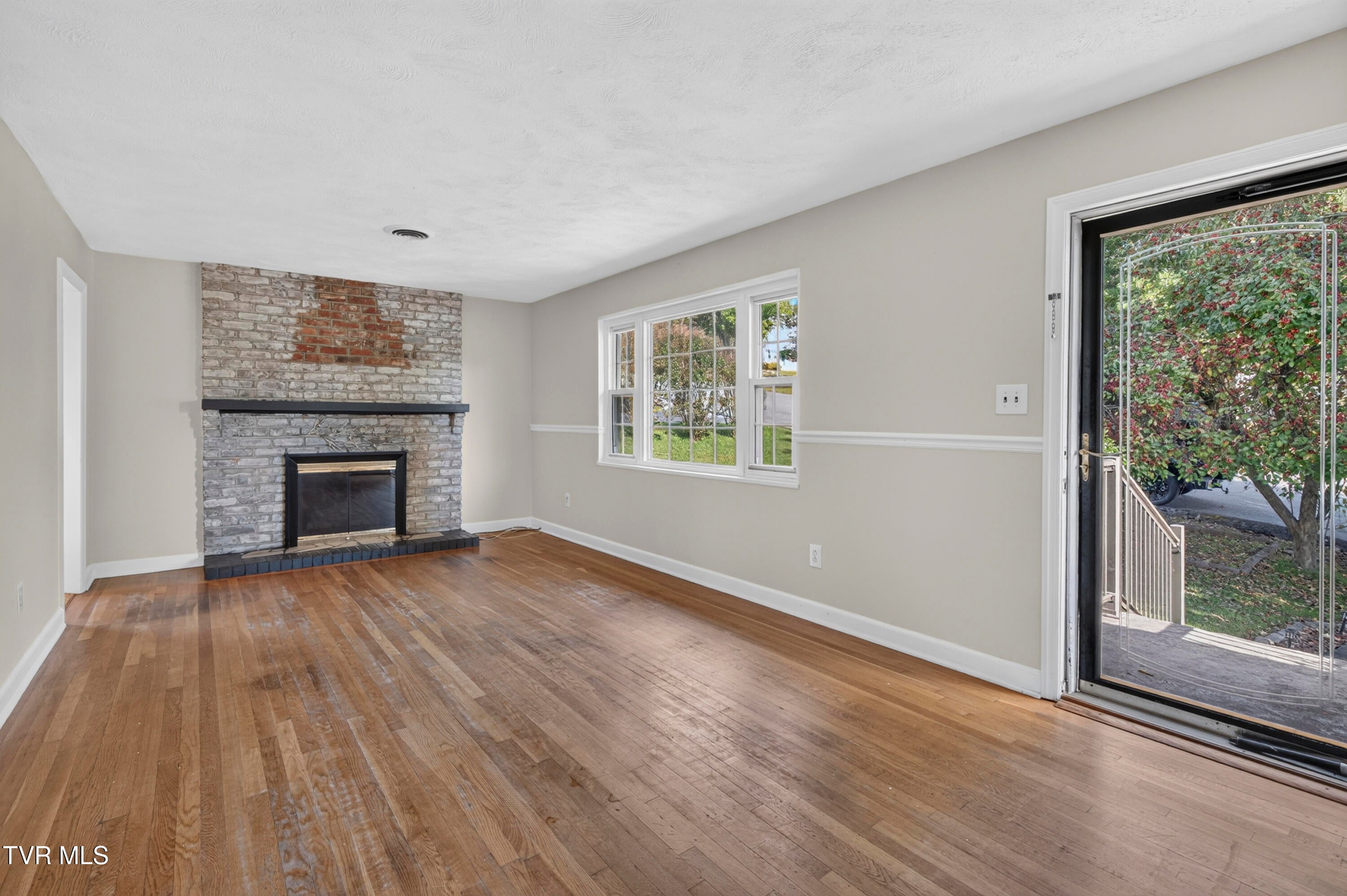 416 Sherwood Road