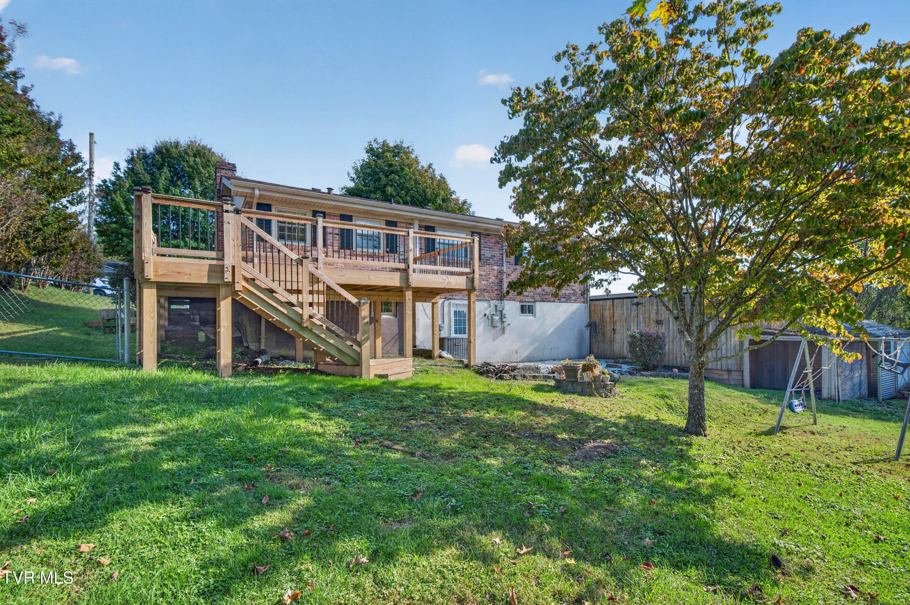 416 Sherwood Road