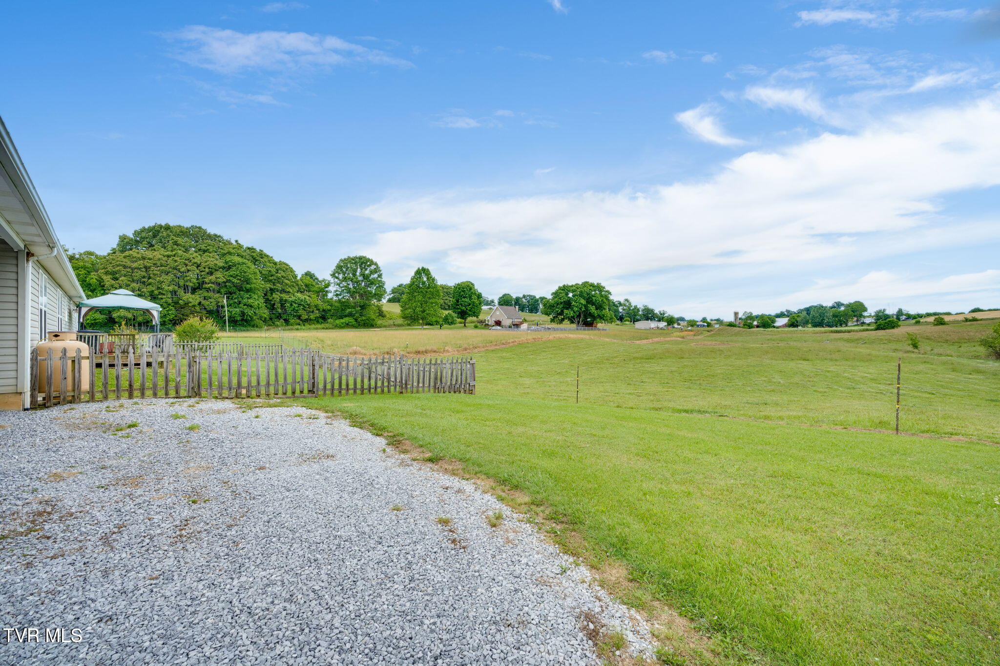 1734 Clear Springs Road, Limestone, Tennessee image 7