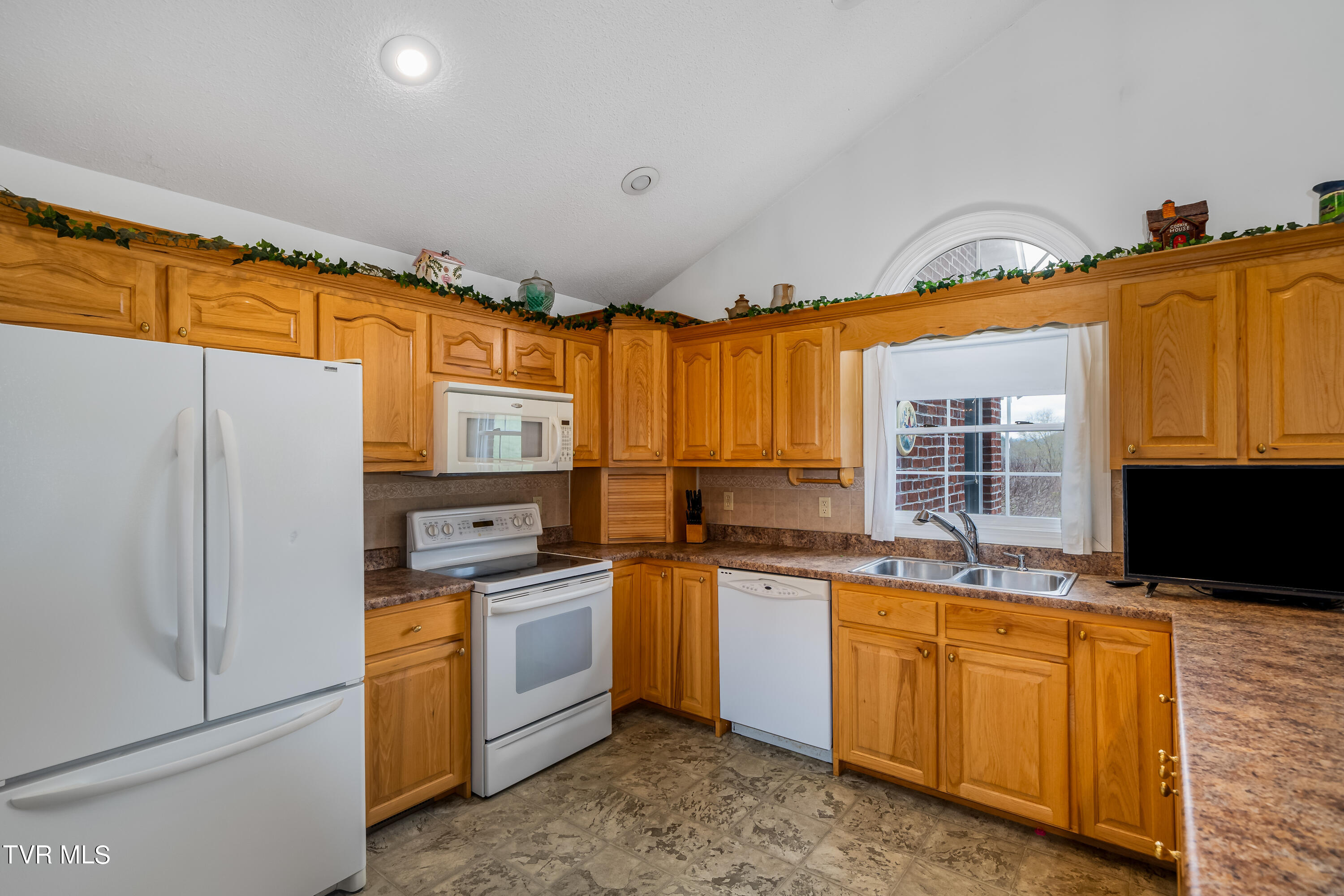 3972 Big Dry Run Road, Mountain City, Tennessee image 43