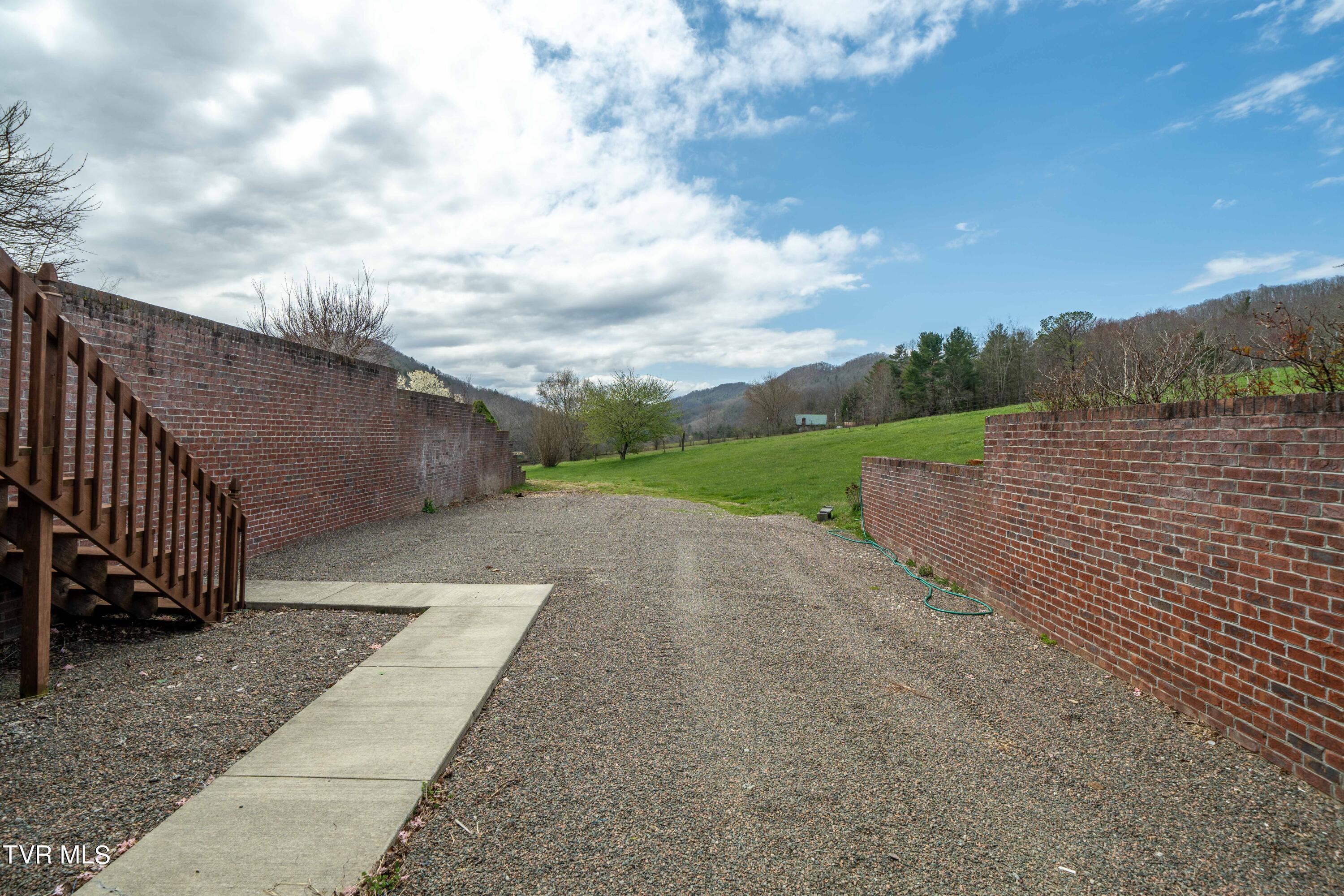 3972 Big Dry Run Road, Mountain City, Tennessee image 31