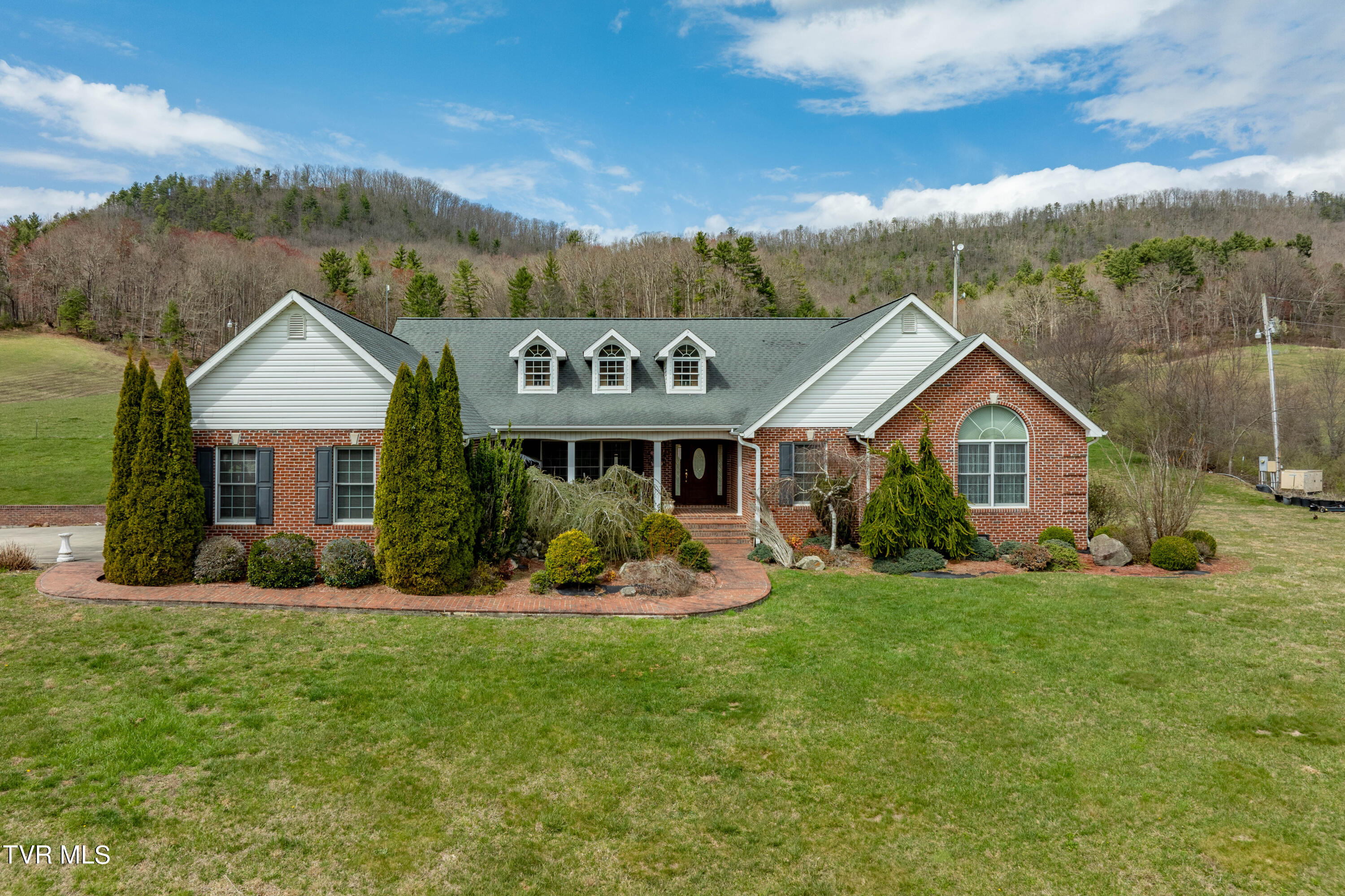 3972 Big Dry Run Road, Mountain City, Tennessee image 4