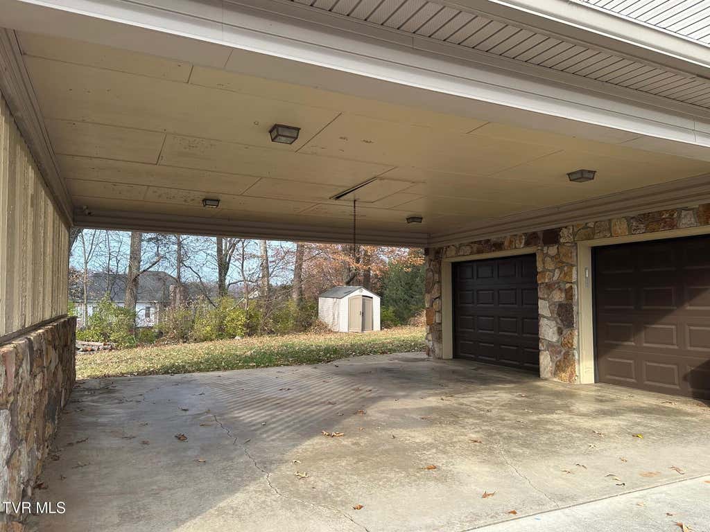 Photo of 124 Arlington Circle, Kingsport, TN 37663 (MLS # 9999041)