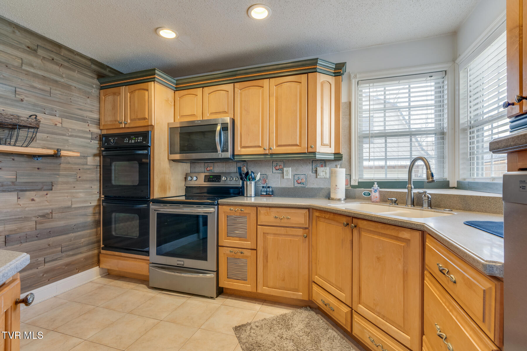 248 Holston View Drive, Rogersville, Tennessee image 20