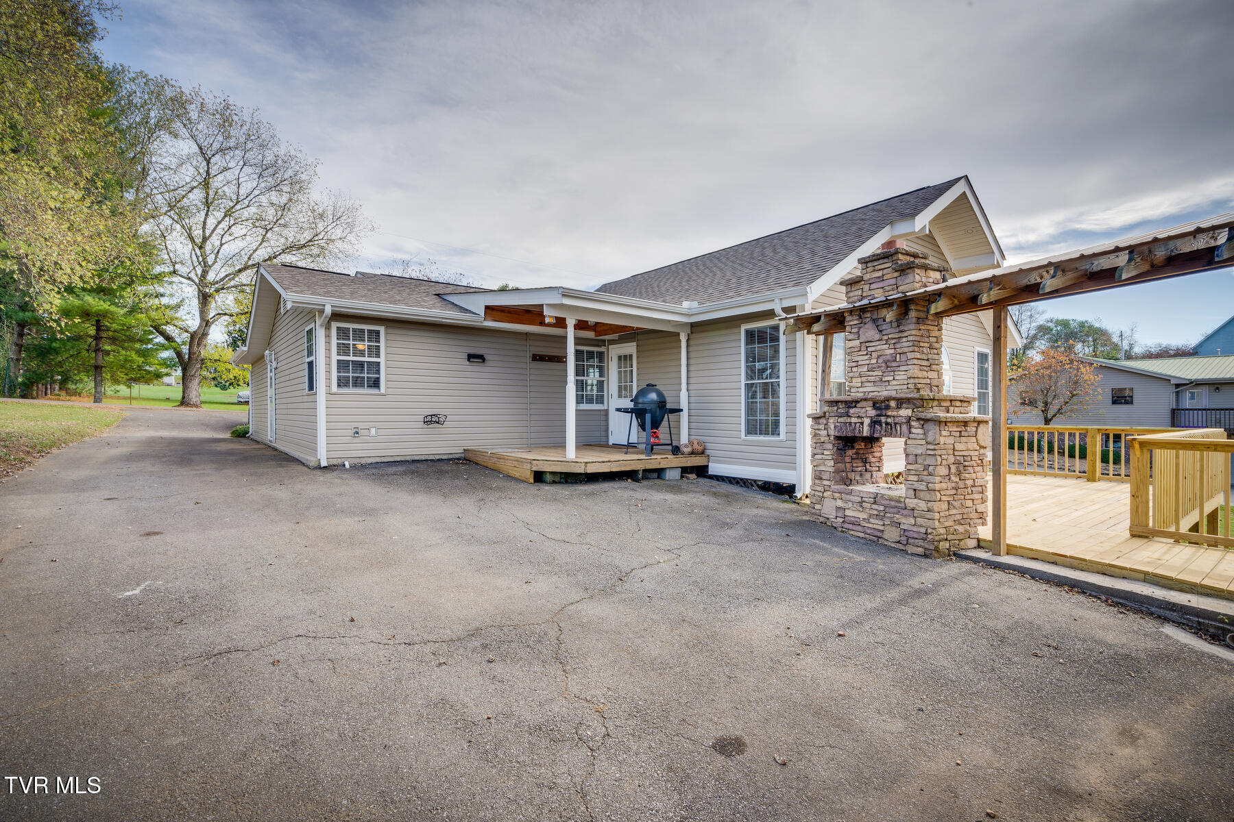 248 Holston View Drive, Rogersville, Tennessee image 37