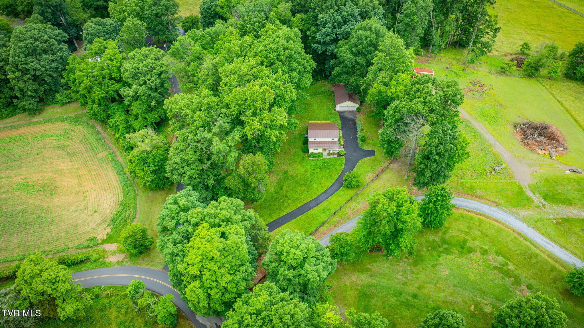 319 Woodland Road, Jonesborough, Tennessee image 35