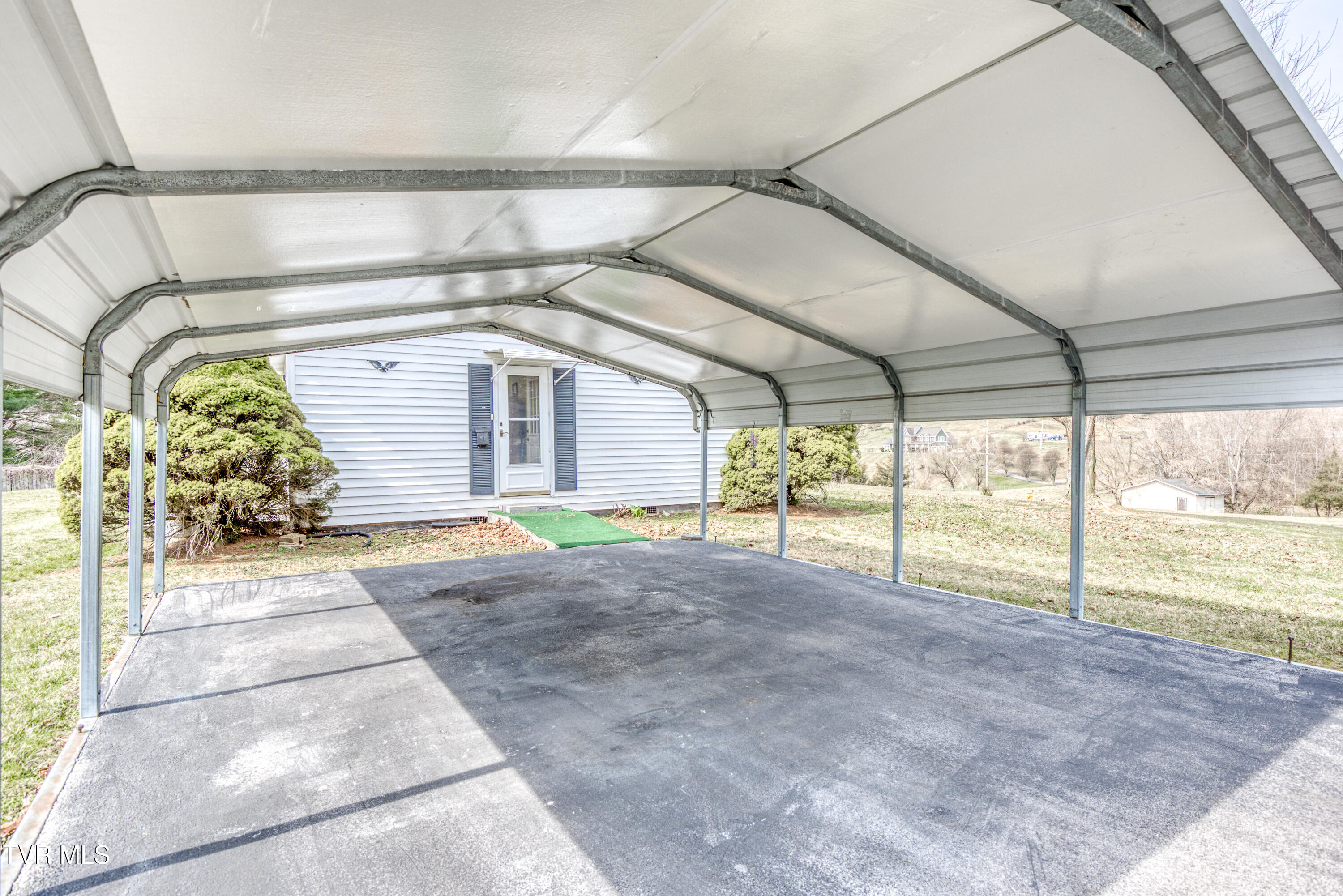 26524 Rivermont Drive Drive, Abingdon, Virginia image 3