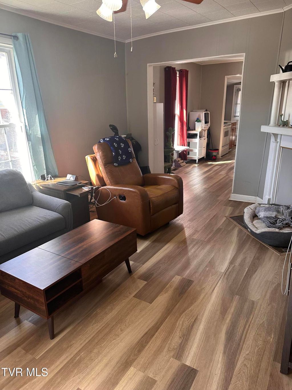 Photo of 1821 Broad Street, Bristol, TN 37620 (MLS # 9990472)