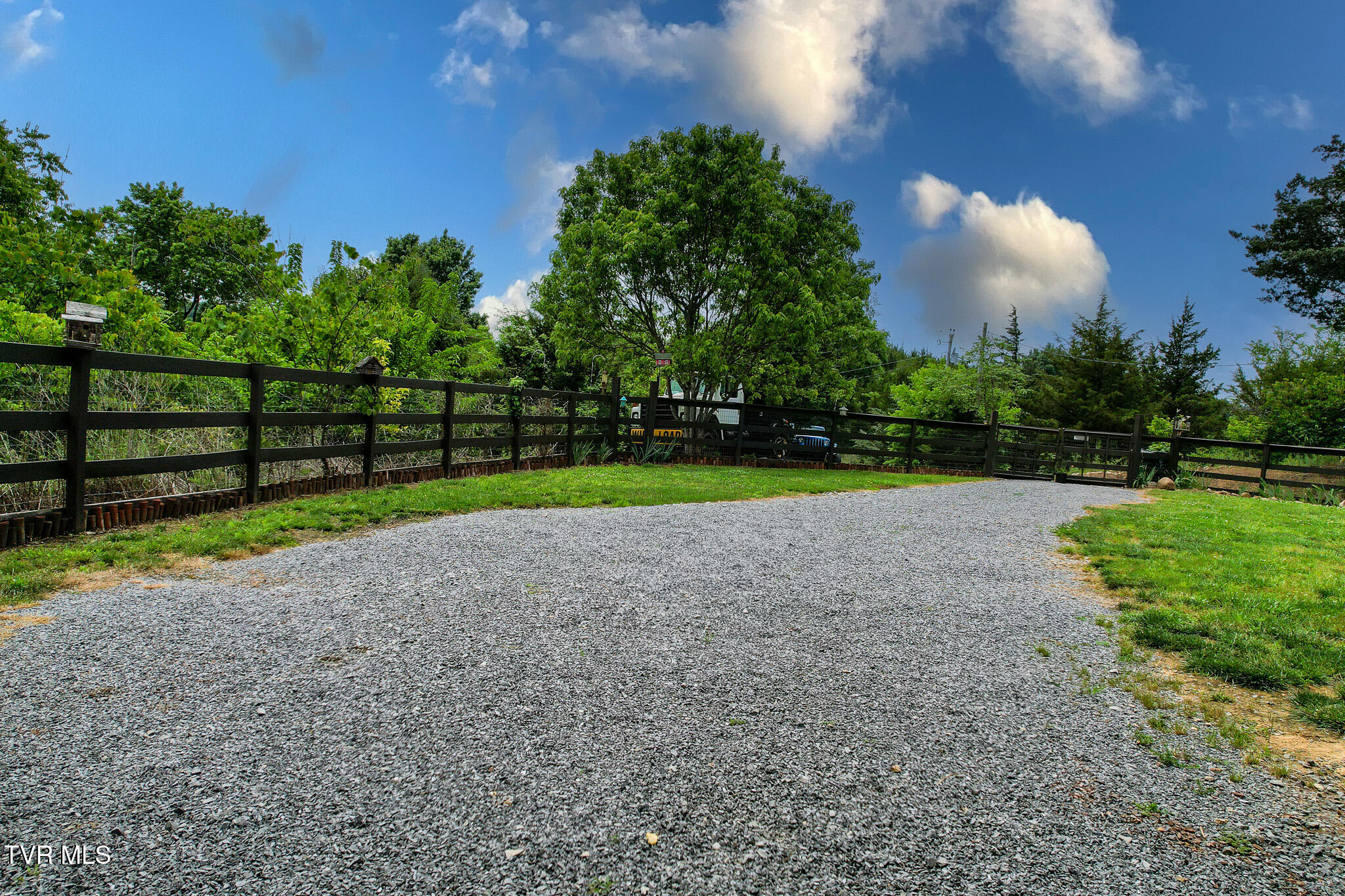 558 Oakland Drive, Bybee, Tennessee image 33